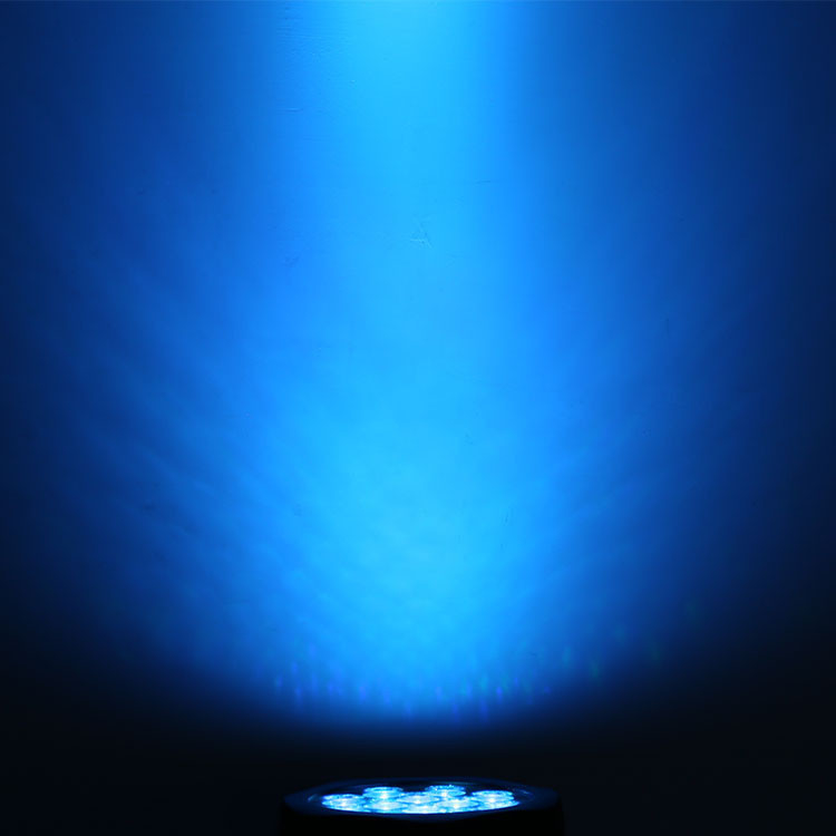 IP66 RGBW 8 graden straal spuitgieten LED-podiumlicht voor buitenconcert wasstraaleffect