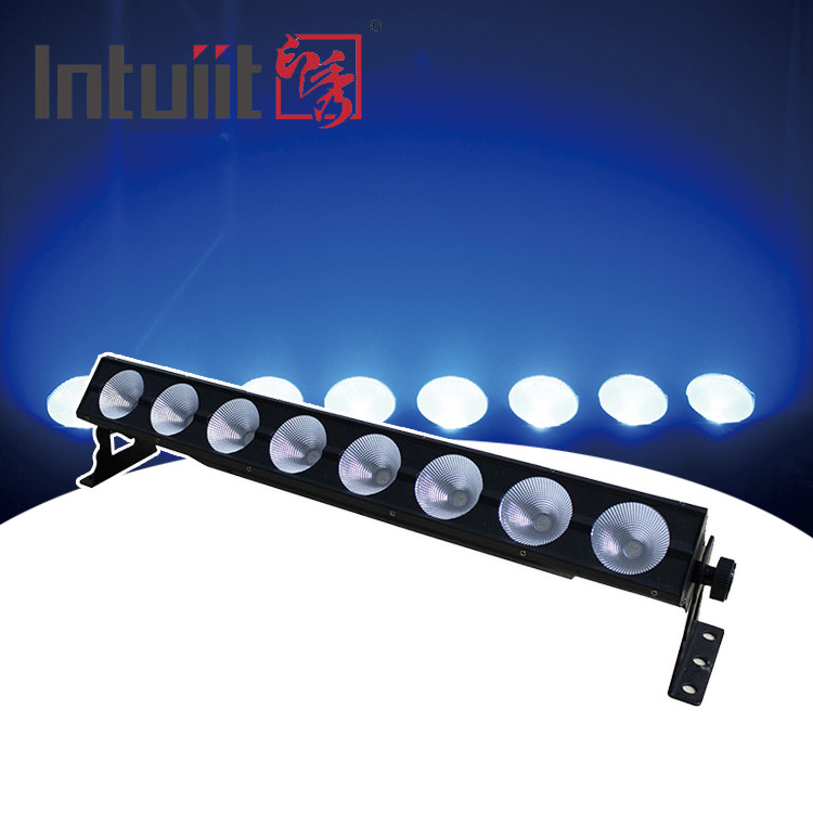 8*15W Rgb 3in1 zoombal led Pixel Light Rainbow Effect Zoom Sweeper Wassen podium concert bruiloft