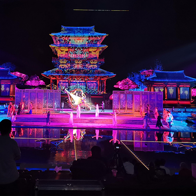 RGBW Led 150W Cob 4 In 1 Waterdicht Zoom Par Voor Outdoor Events Stage Project